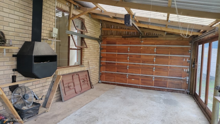 3 Bedroom Property for Sale in C Place Eastern Cape